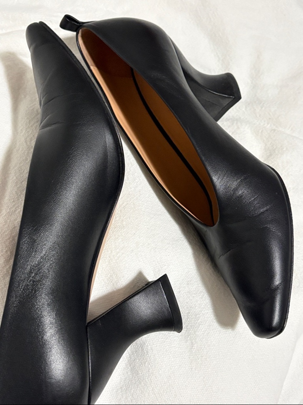 Bottega Veneta Black Leather heels - Picture 6 of 6
